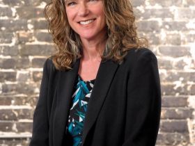 Julia Gray