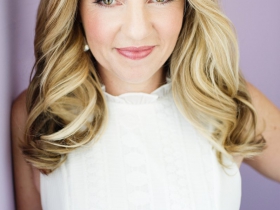 Robyn Vining