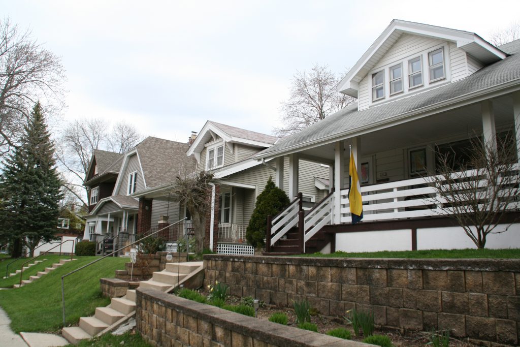 Homes on S. Lenox St. in Bay View. Photo by Jeramey Jannene.