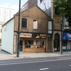 324 W. State St. Photo by Jeramey Jannene.