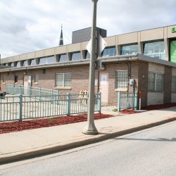 Building would be demolished for new pocket park.

Photo taken September 17th, 2020 by Jeramey Jannene. All Rights Reserved.