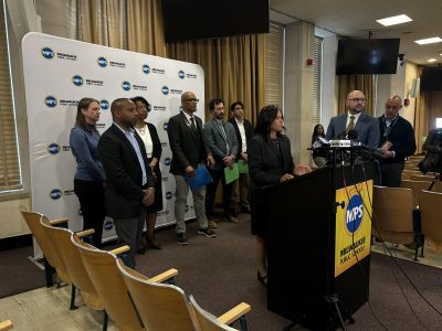 Milwaukee School Board May Sue Paint Companies Over Lead Crisis 