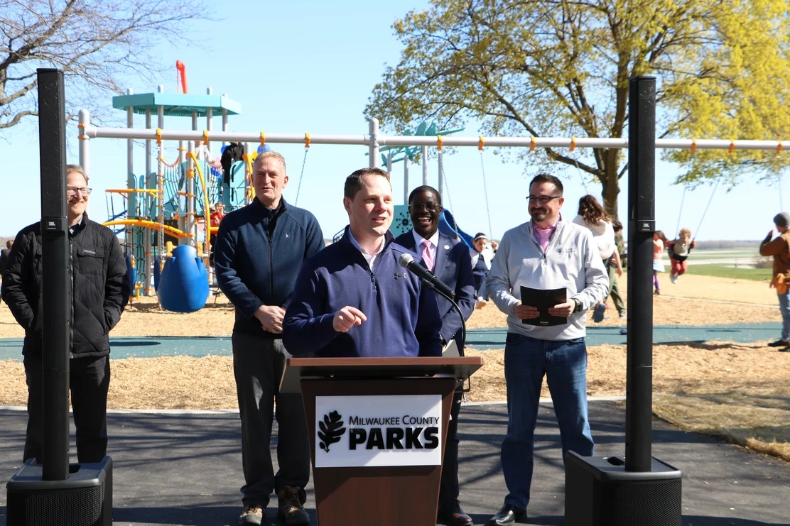 Airport Gardens Neighborhood Celebrates Opening of New Playground at Mitchell Airport Park